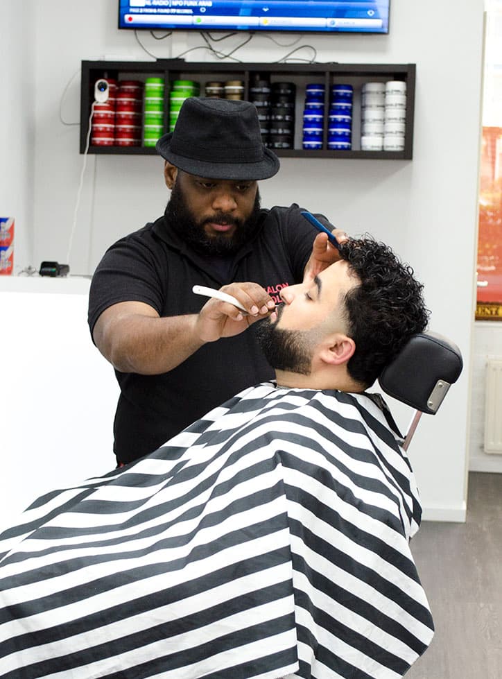 Baard trimmen bij Kapsalon Zeewolde